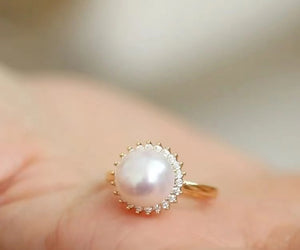 18K Gold Freshwater Pearl Ring